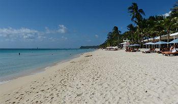 Island Jewel Bed & Breakfast Manoc-Manoc