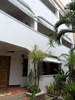 Island Jewel Bed & Breakfast Manoc-Manoc